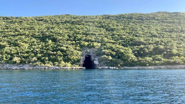 Entrance to the submarine tunnel